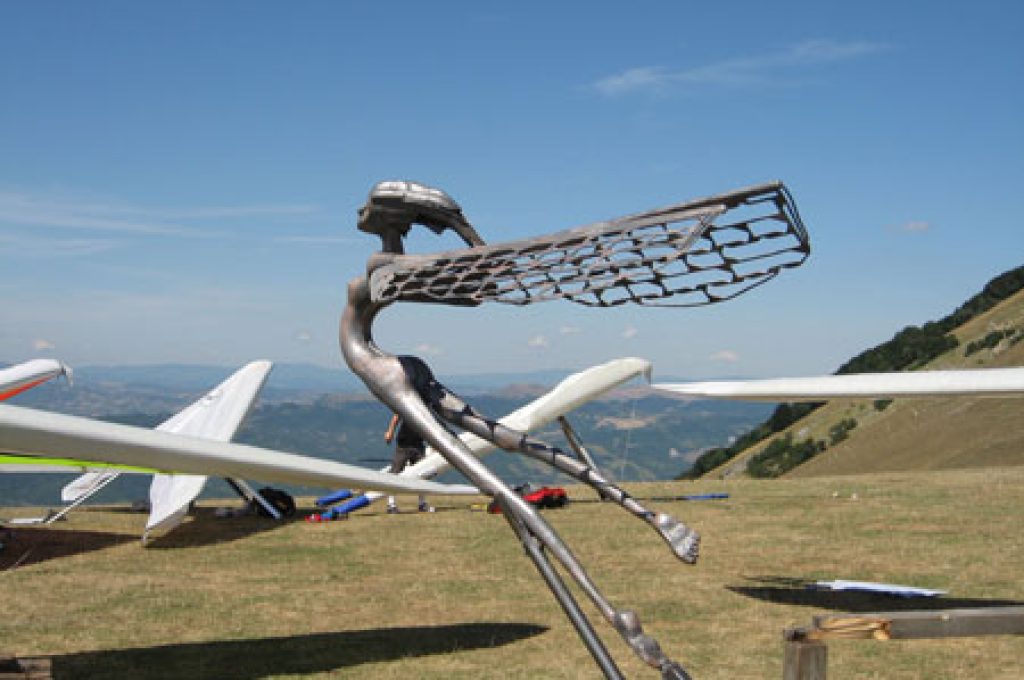 mondili-deltaplano-cucco