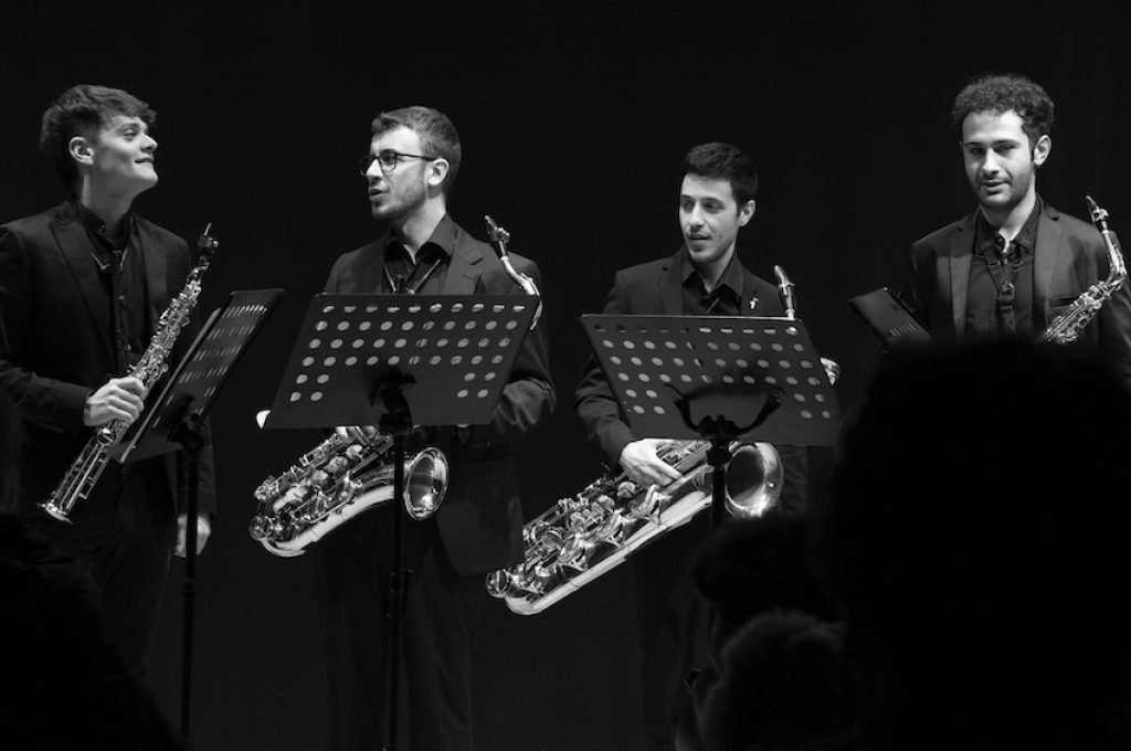 note vere sax connection