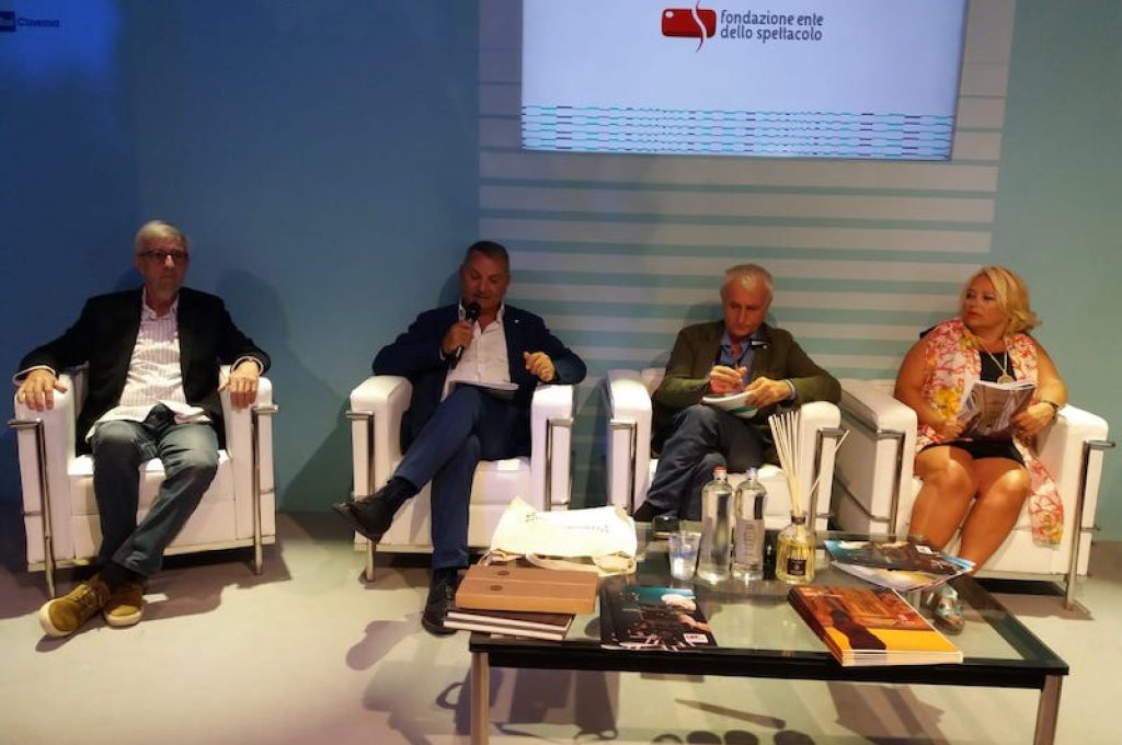 paparelli cine turismo