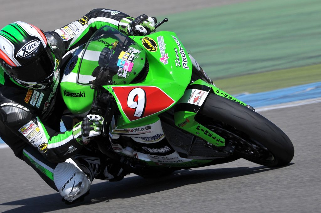 petrucci_action-111