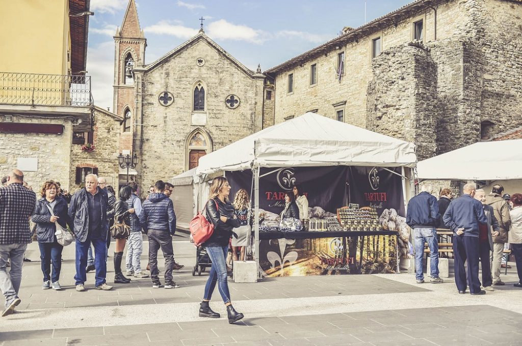 pietralunga_mostra mercato