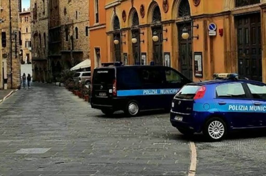 polizia-locale-todi-678x381