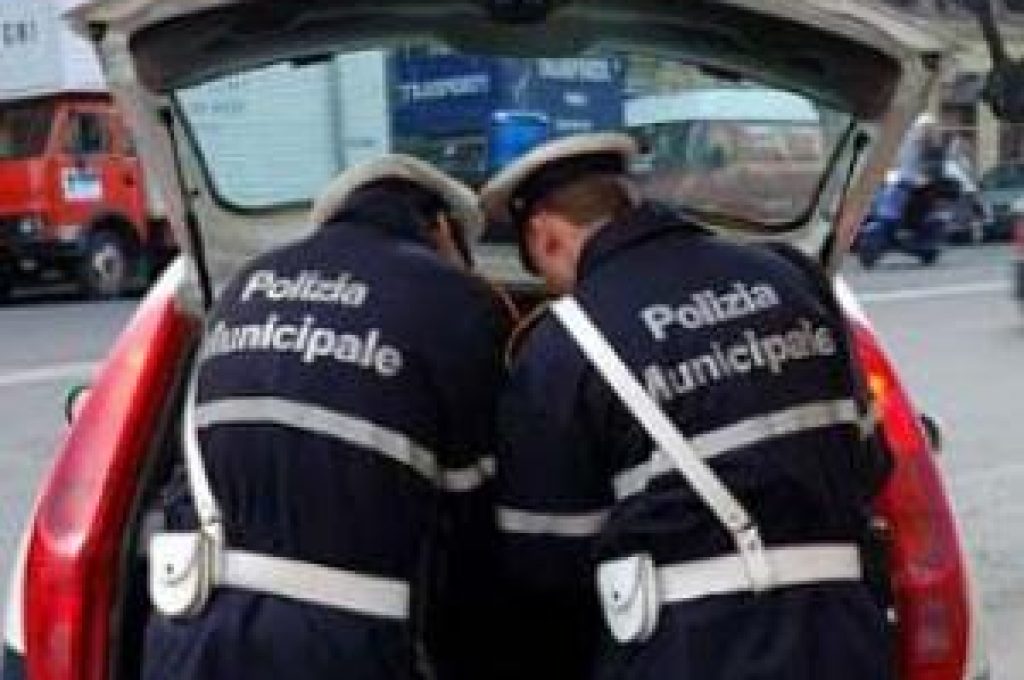 polizia_municipale_pattuglia02_0