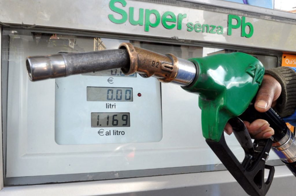 pompa_benzina_nuovo
