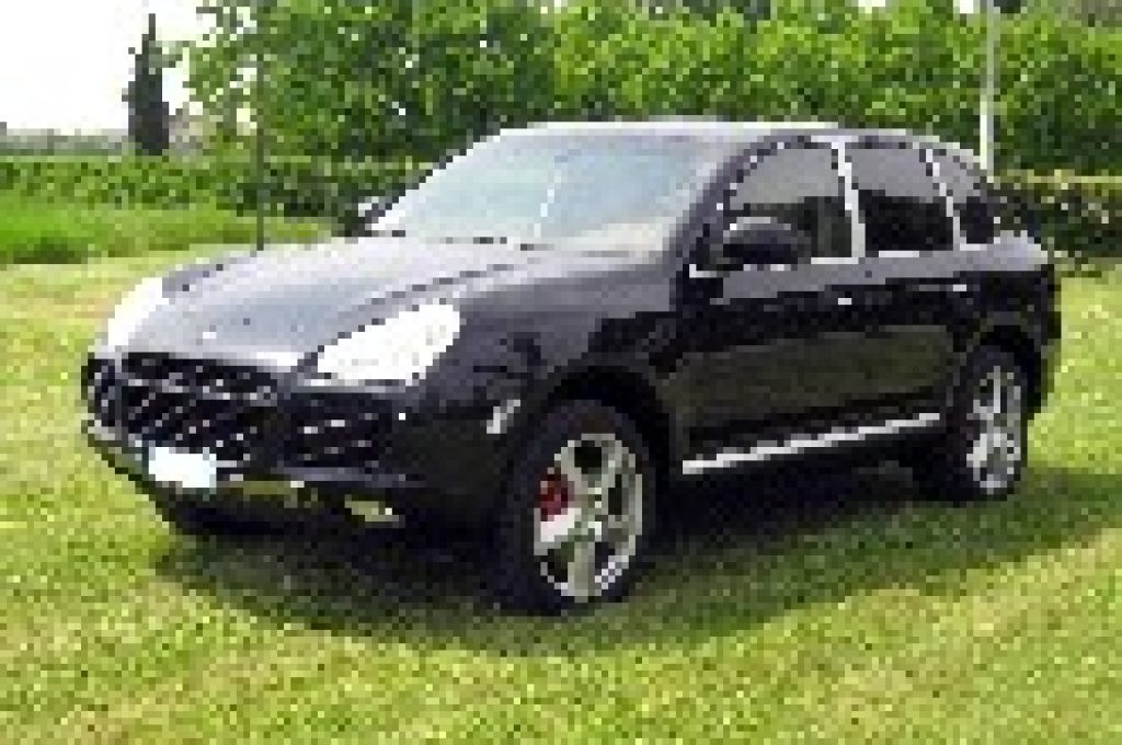 porsche-cayenne-45001