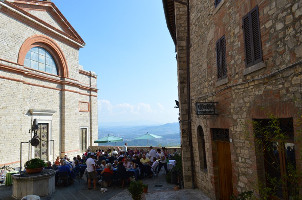 pranzo-in-Piazza