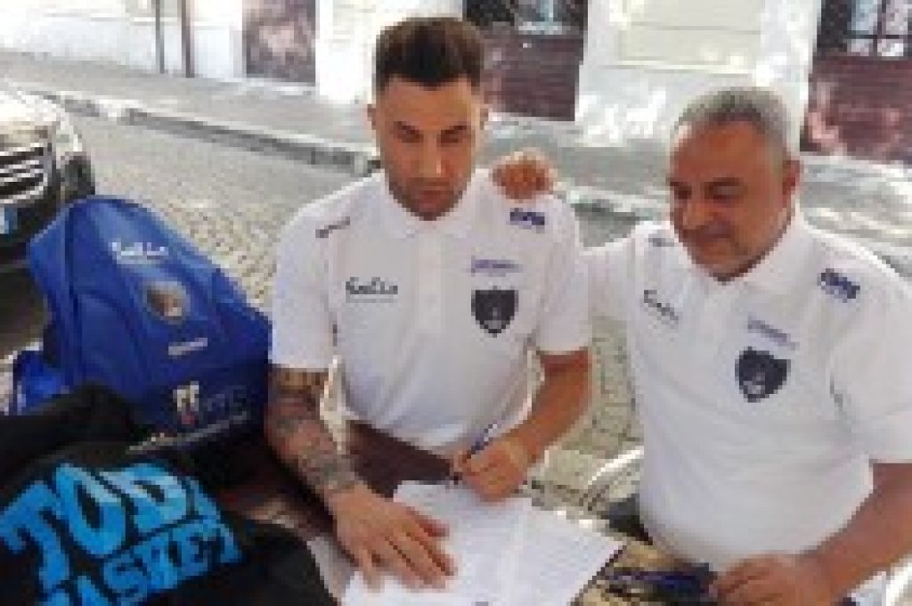 salvatore varriale firma