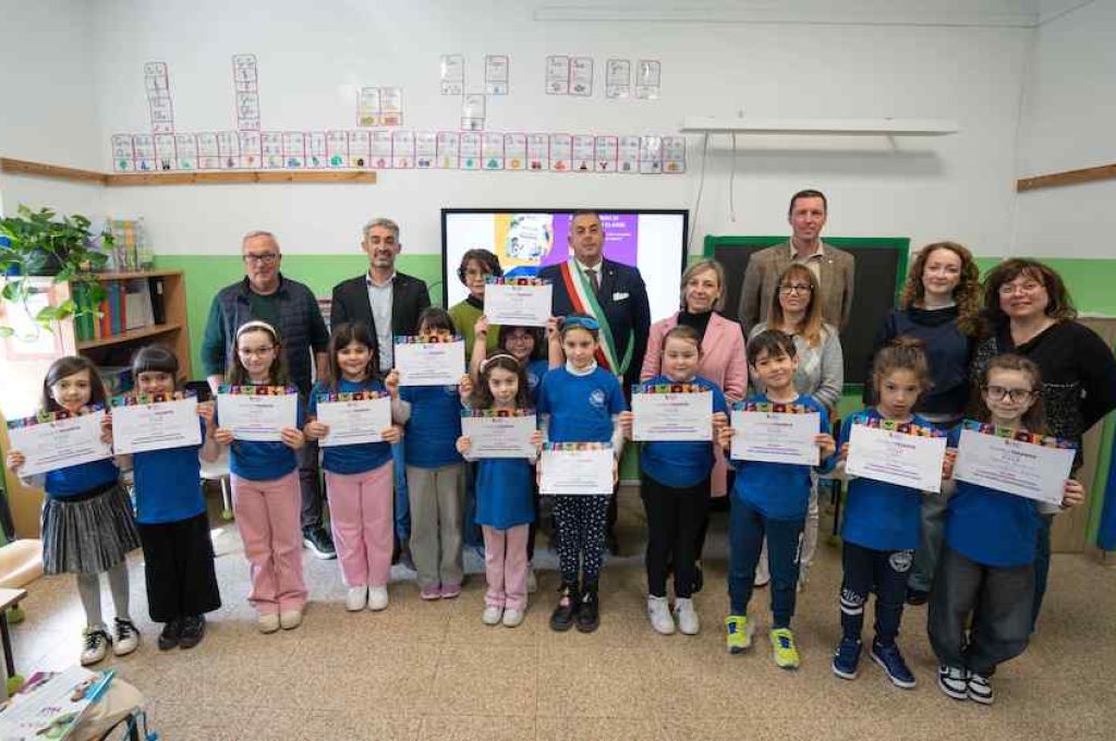 scuola pantalla premio conad