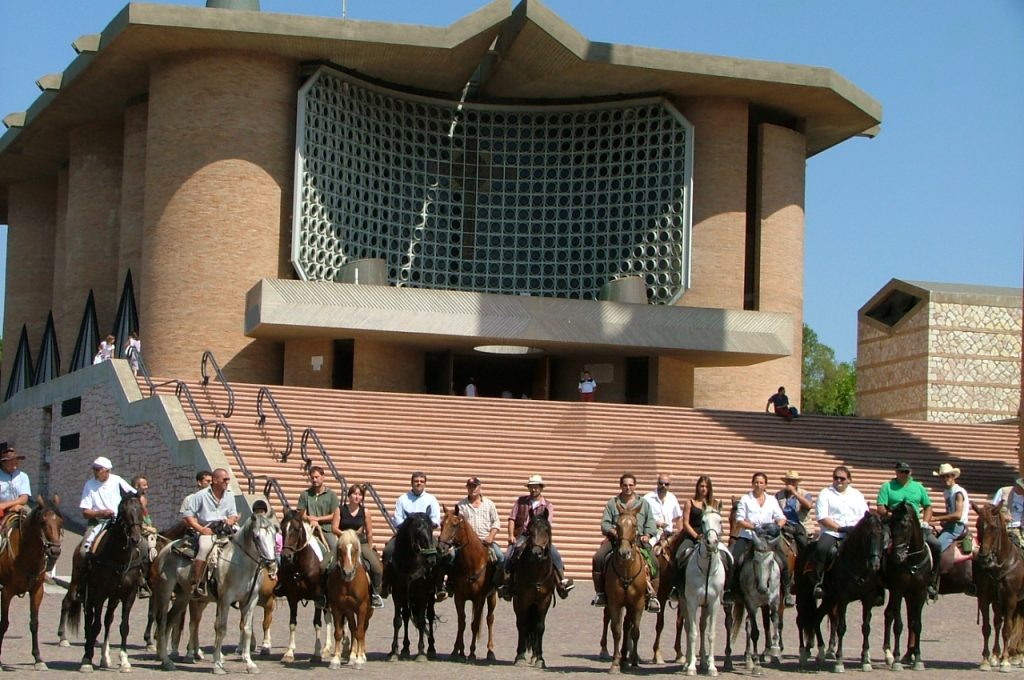 todi-collevalenza-passeggiata-a-cavallo