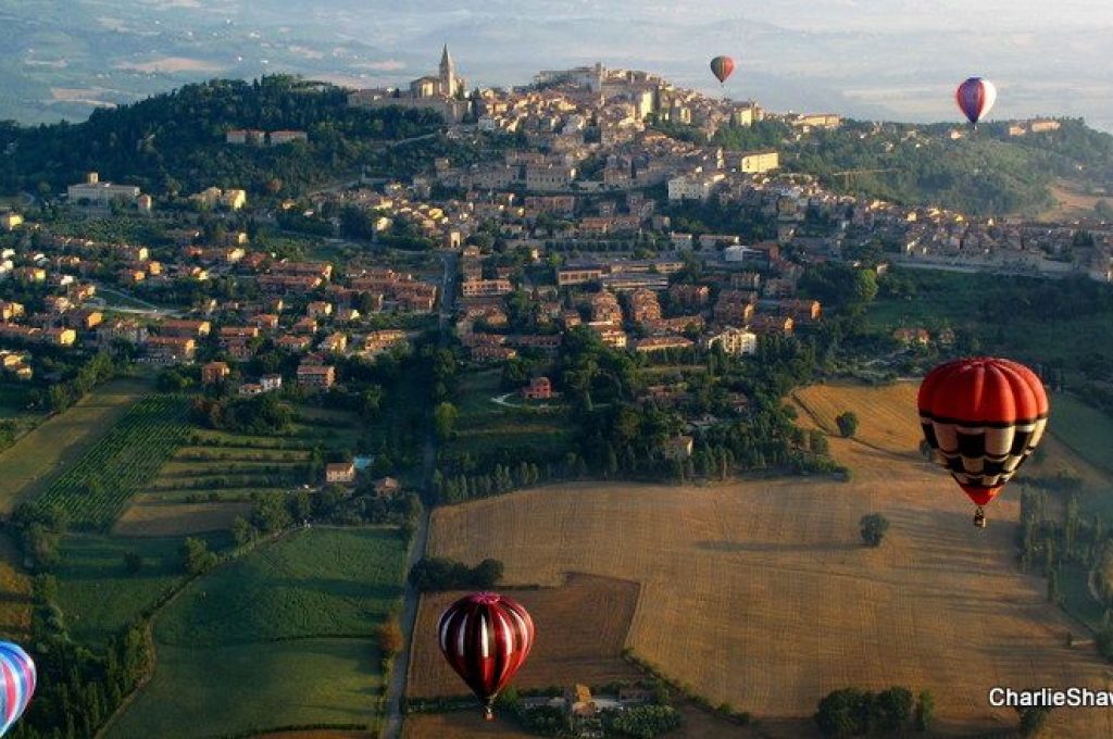 todi con mongolfiere da vasciano