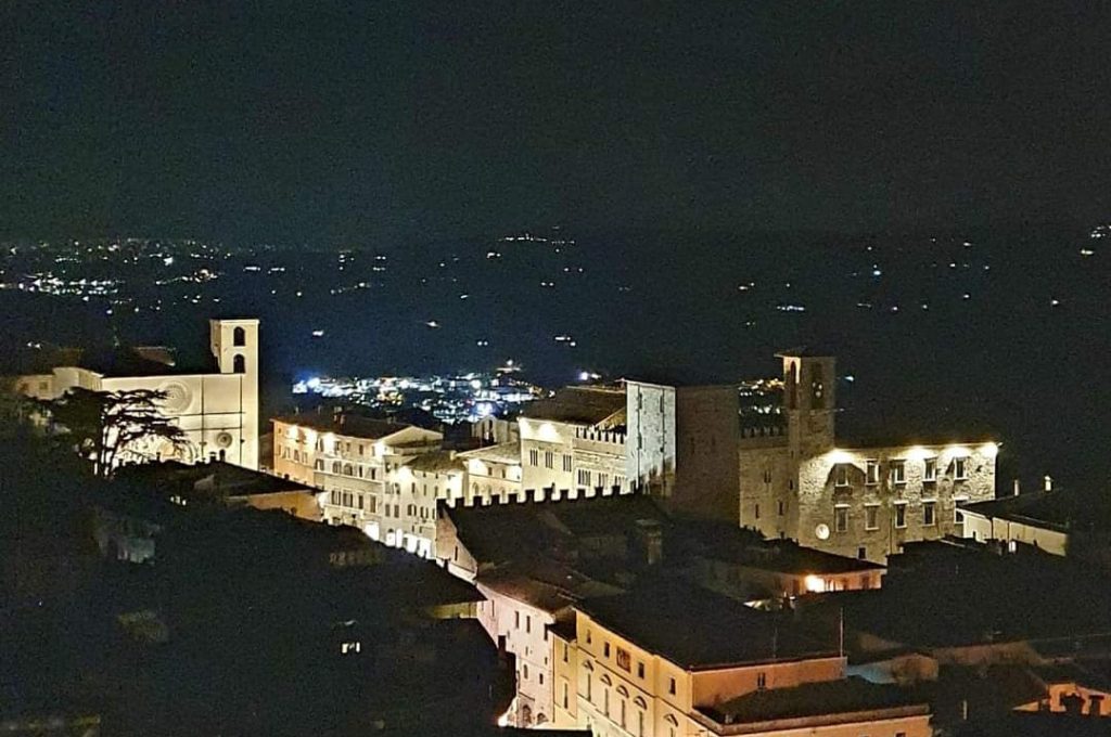 todi di notte