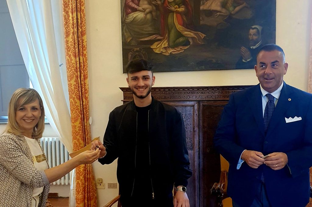 todi giovane firma patto di collaborazione