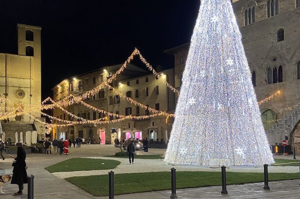 todi piazza natale