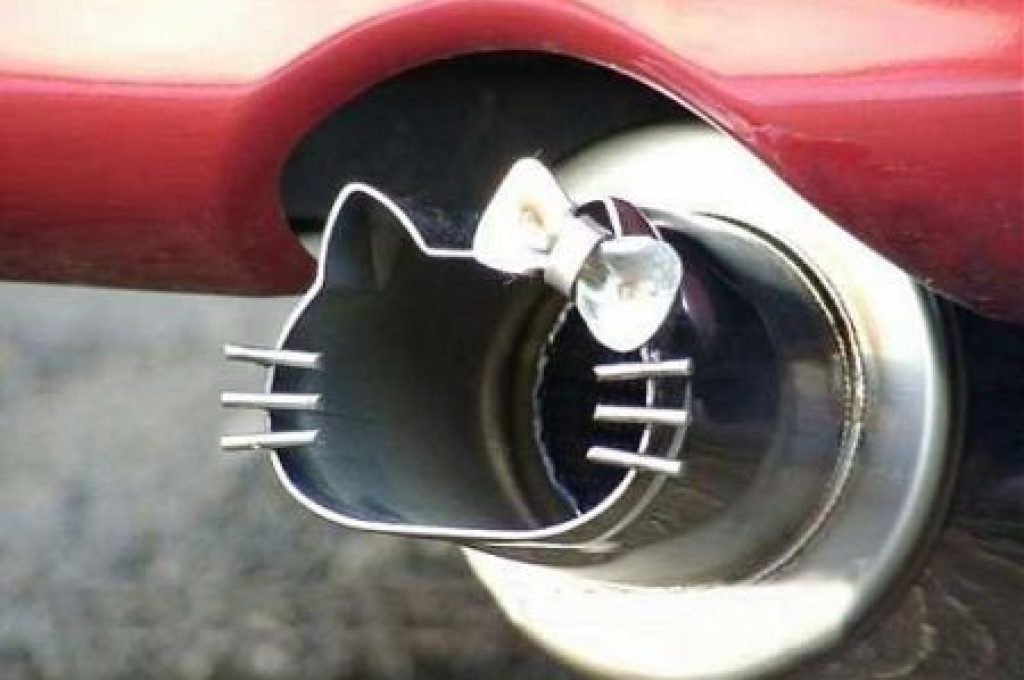 tubo-di-scarico-auto