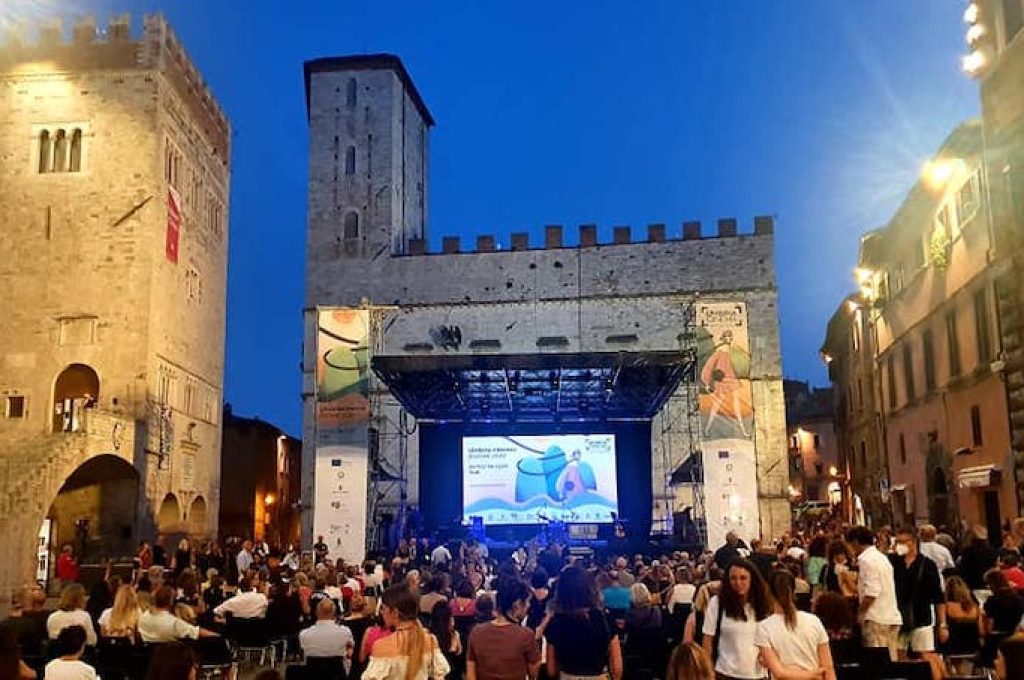 umbria cinema festival piazza