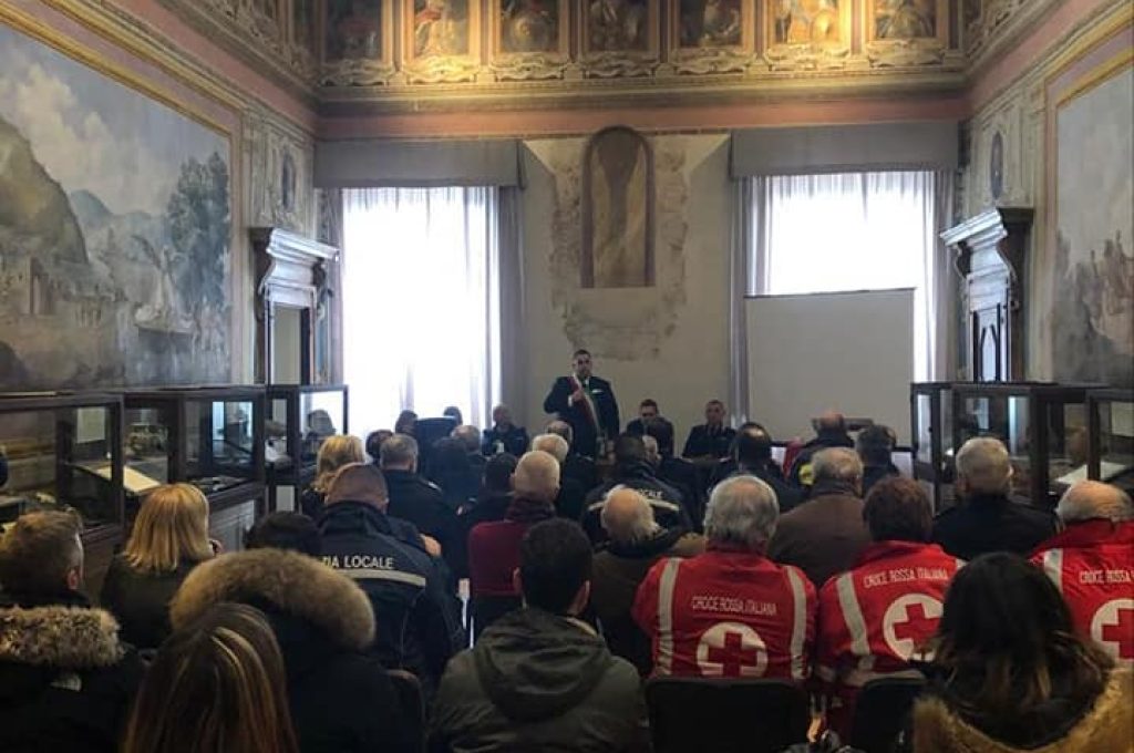 vigili urbani todi